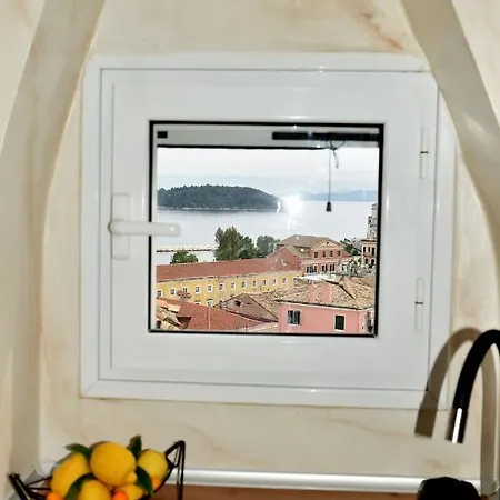Casa Tenedos Corfu דירה *